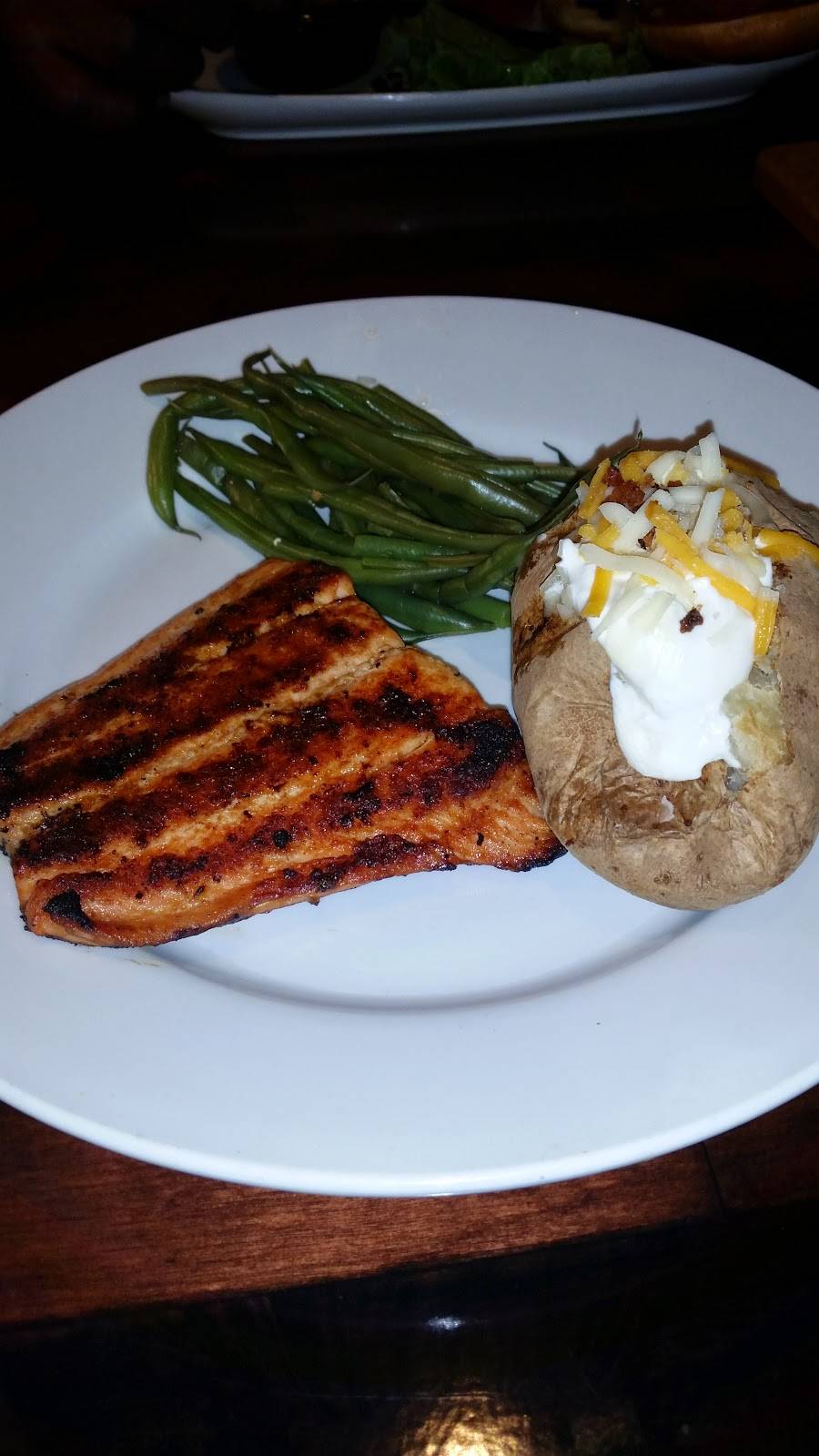 Olive Garden Italian Restaurant | meal takeaway | 9025 Xavier Dr, Yonkers, NY 10704, USA | 9143754505 OR +1 914-375-4505