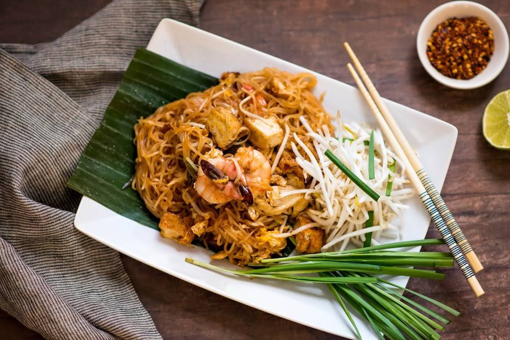 Wow Thai Bistro | restaurant | 701 Randolph St, San Francisco, CA 94132, USA | 4155858058 OR +1 415-585-8058