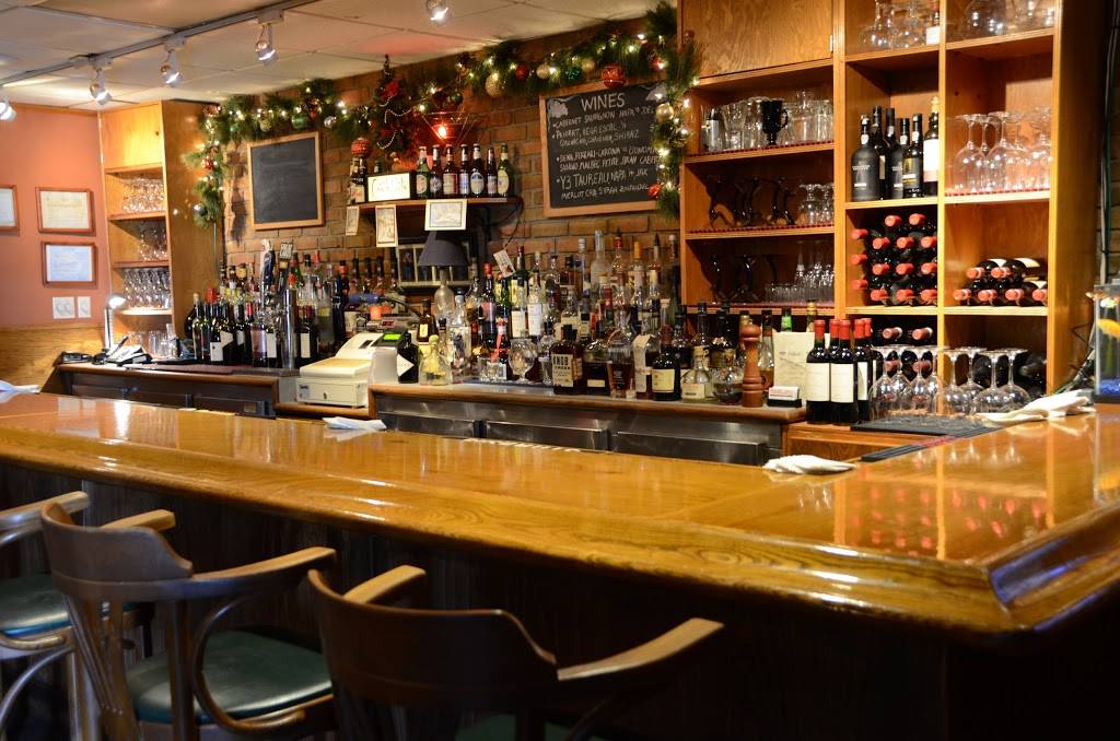 Fratellos Italian Restaurant | restaurant | 32085 Electric Blvd, Avon Lake, OH 44012, USA | 4409333380 OR +1 440-933-3380