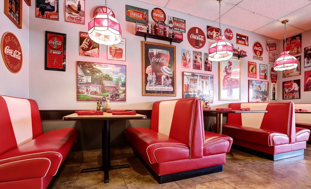 Phils Filling Station | restaurant | 16852 E Parkview Ave, Fountain Hills, AZ 85268, USA | 4808168200 OR +1 480-816-8200