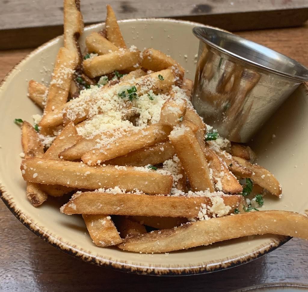 Carters | restaurant | 1001 Broadway, Nashville, TN 37203, USA | 6156205665 OR +1 615-620-5665