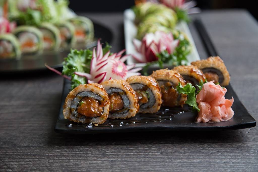 Green Tea Japanese Restaurant | restaurant | 2206 N Clark St, Chicago, IL 60614, USA | 7738838812 OR +1 773-883-8812