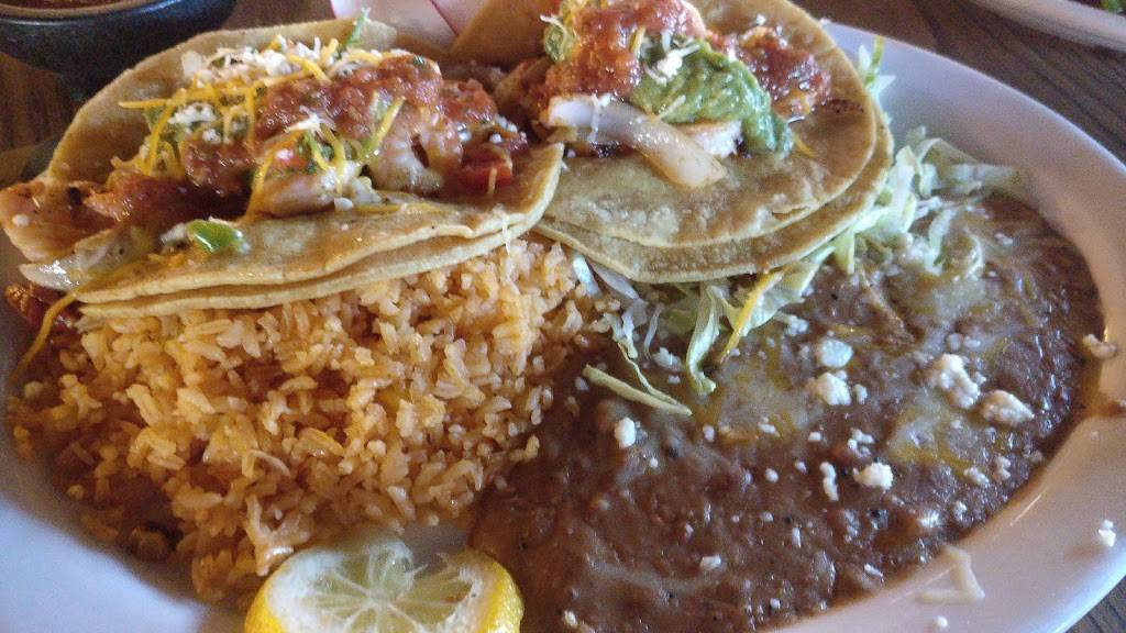 La Tapatia | restaurant | 340 W Grand Ave, Escondido, CA 92025, USA | 7607478282 OR +1 760-747-8282