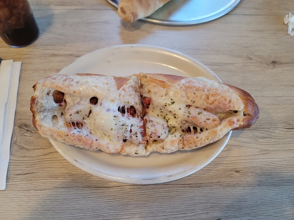 Buonos pizza | restaurant | 1464 E Williams Field Rd, Gilbert, AZ 85295, USA | 4808991200 OR +1 480-899-1200