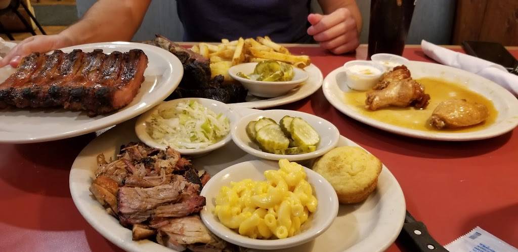 The Texas BBQ Company | restaurant | 309 Main St, Northborough, MA 01532, USA | 5083934742 OR +1 508-393-4742