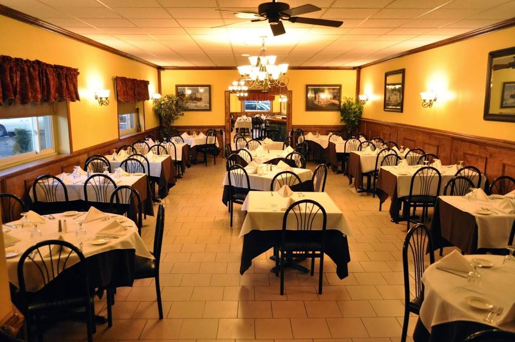 Rinis | restaurant | 12 W Main St, Elmsford, NY 10523, USA | 9145926799 OR +1 914-592-6799