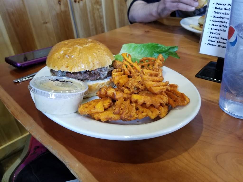 Hoagies Pizza & Pasta | restaurant | 6583 Memorial Dr, Lyndonville, VT 05851, USA | 8026261117 OR +1 802-626-1117