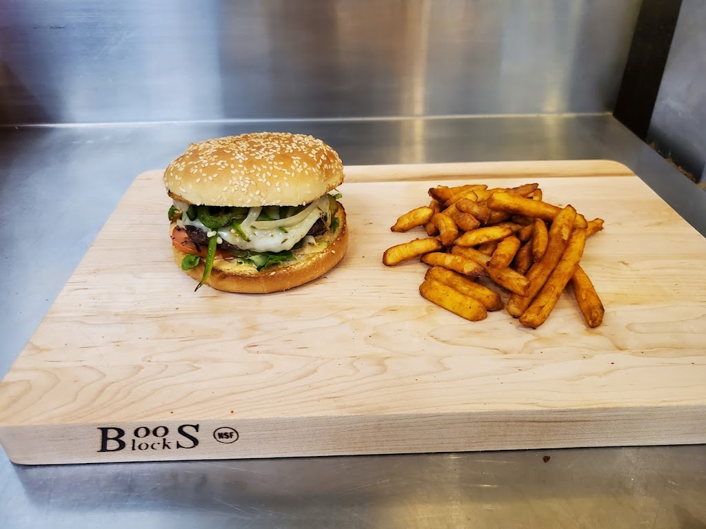 Frogs burgers & shakes | restaurant | 11202 Bass Pro Pkwy, Little Rock, AR 72210, USA | 5013132930 OR +1 501-313-2930