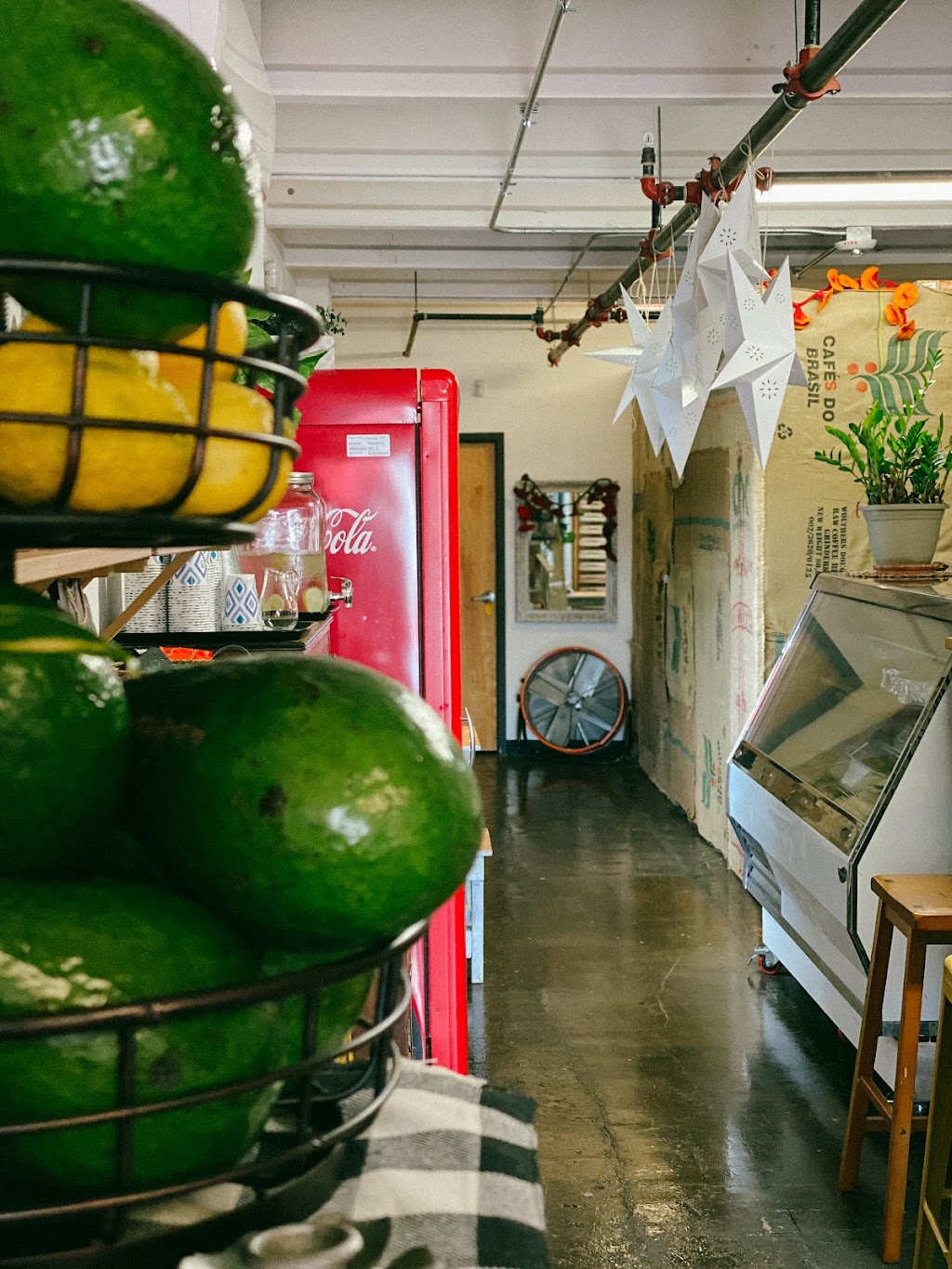 Galpon Cafe | restaurant | 370 NE 75th St, Miami, FL 33138, USA | 7865469883 OR +1 786-546-9883