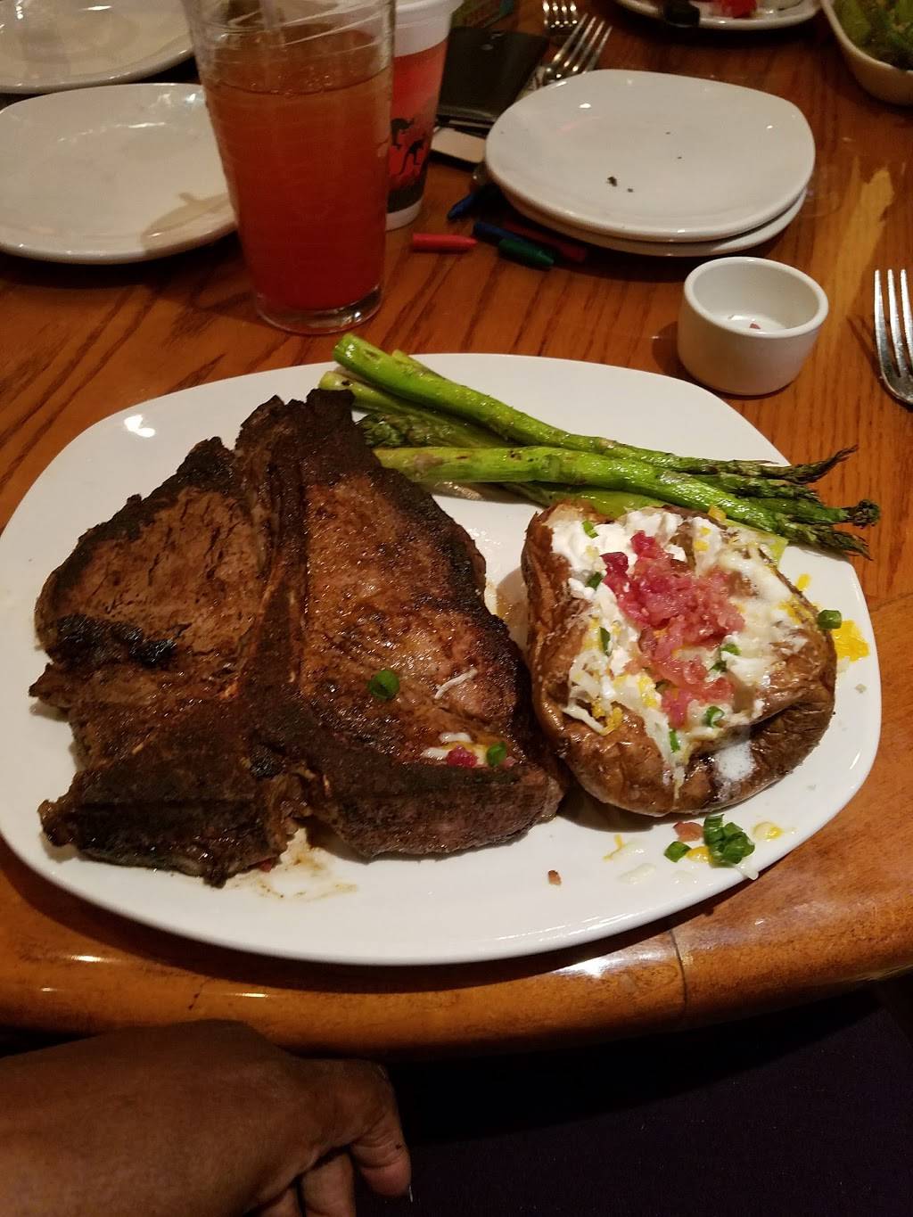 Outback Steakhouse | restaurant | 3650 28th St SE, Kentwood, MI 49512, USA | 6169577932 OR +1 616-957-7932