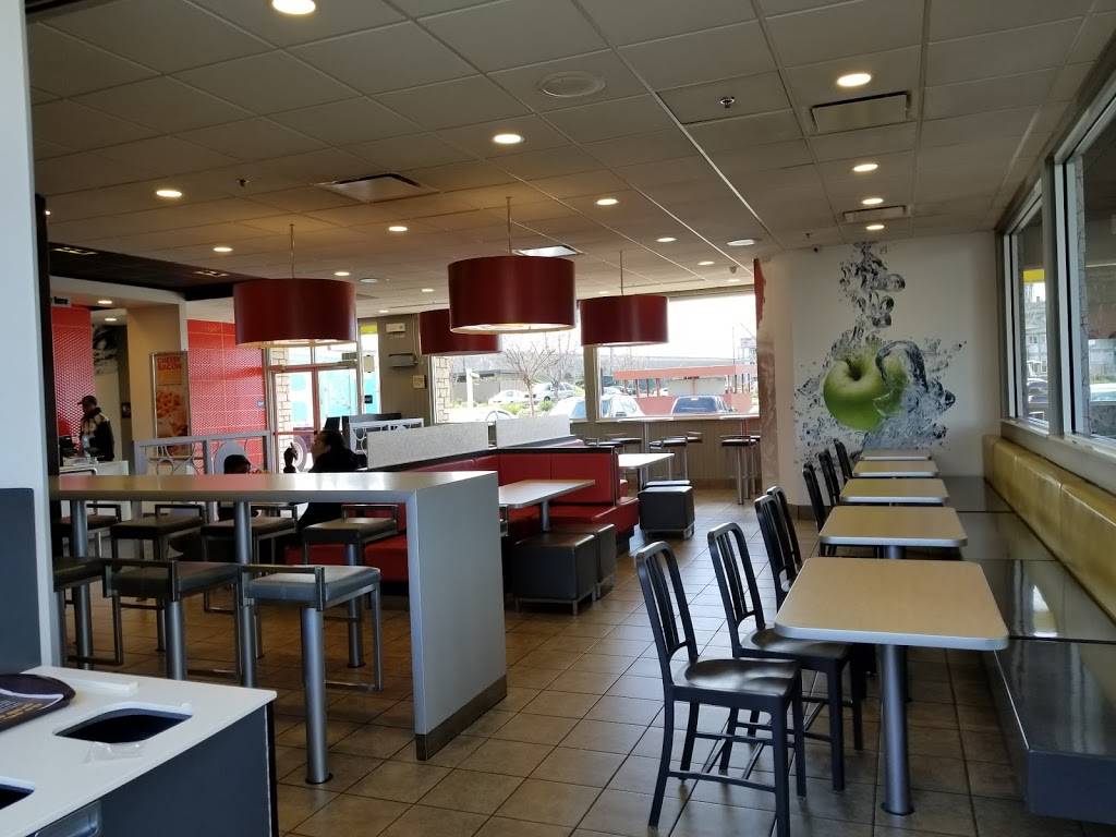 McDonalds | cafe | 2424 Mahogany Way, Antioch, CA 94509, USA | 9257782186 OR +1 925-778-2186