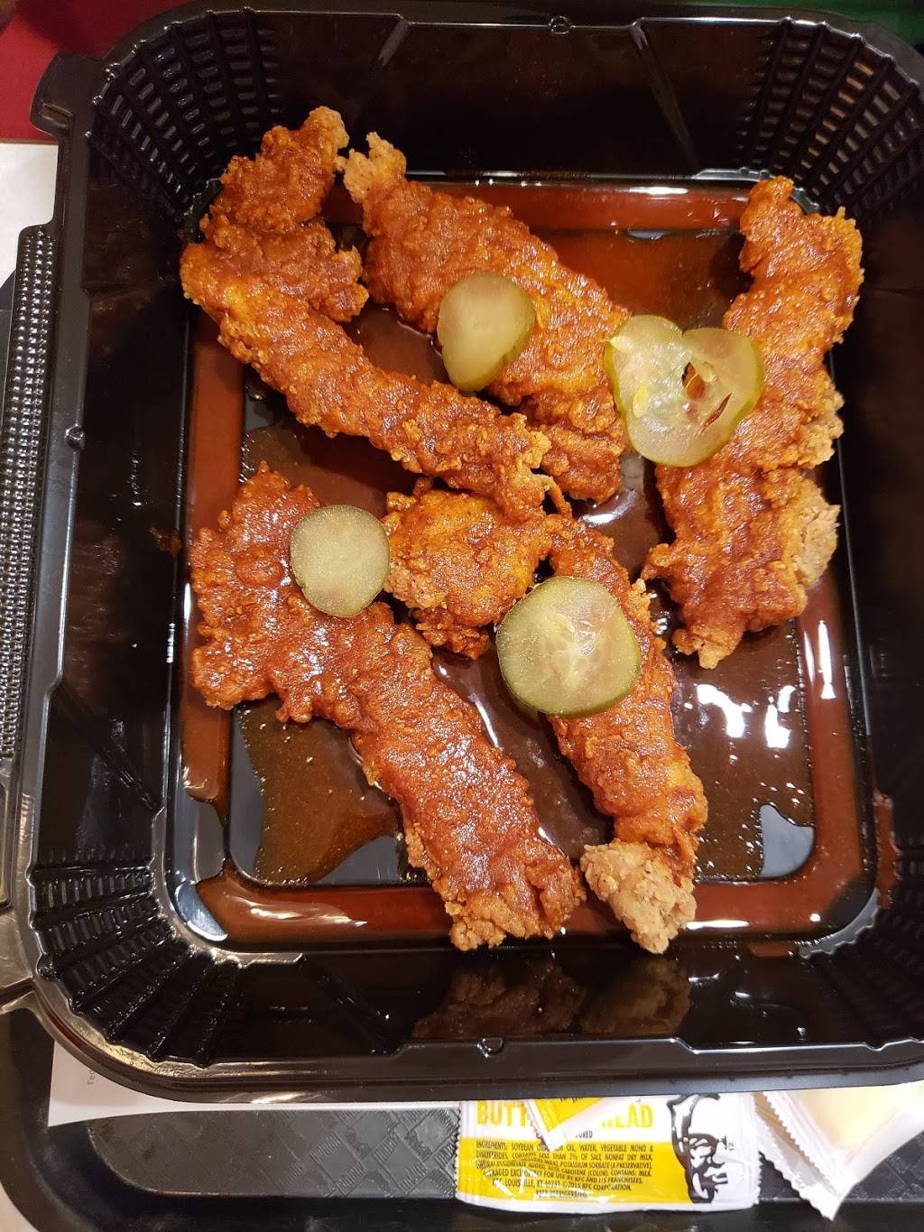 KFC | restaurant | 825 E Fillmore St, Colorado Springs, CO 80907, USA | 7196351547 OR +1 719-635-1547