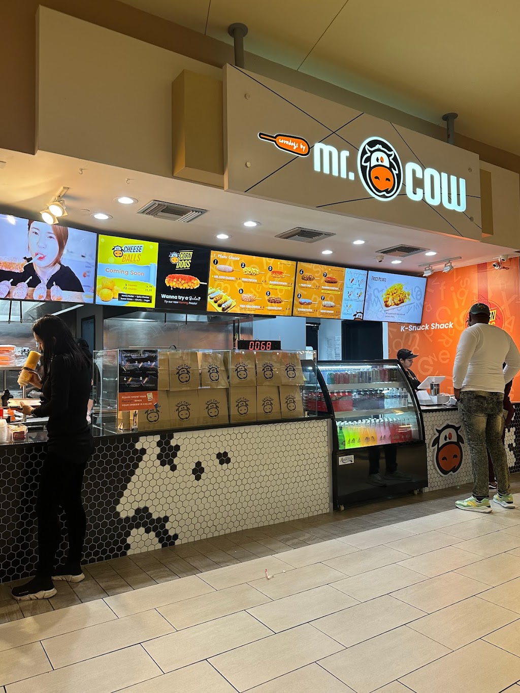 Corn Dogs by Mr. Cow | restaurant | 2860 Cumberland Mall Suite # 1320, Atlanta, GA 30339, USA | 4044993039 OR +1 404-499-3039