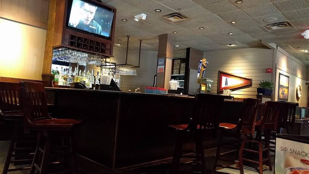 Red Lobster | restaurant | 211 Old Country Rd #217, Carle Place, NY 11514, USA | 5162487411 OR +1 516-248-7411