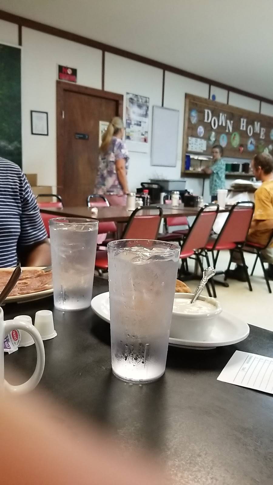 Downhome Family Restaurant | restaurant | 1780 Hwy 70 W, Camden, TN 38320, USA | 7315841989 OR +1 731-584-1989