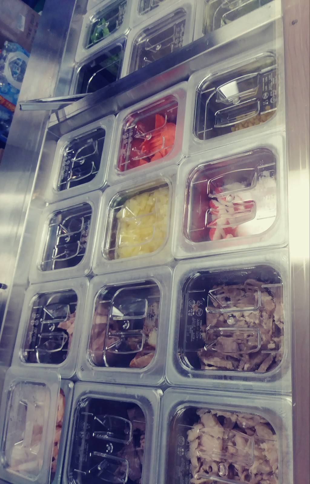 Fried Rice King | restaurant | 11619 Rancho Rd, Adelanto, CA 92301, USA | 7605301777 OR +1 760-530-1777