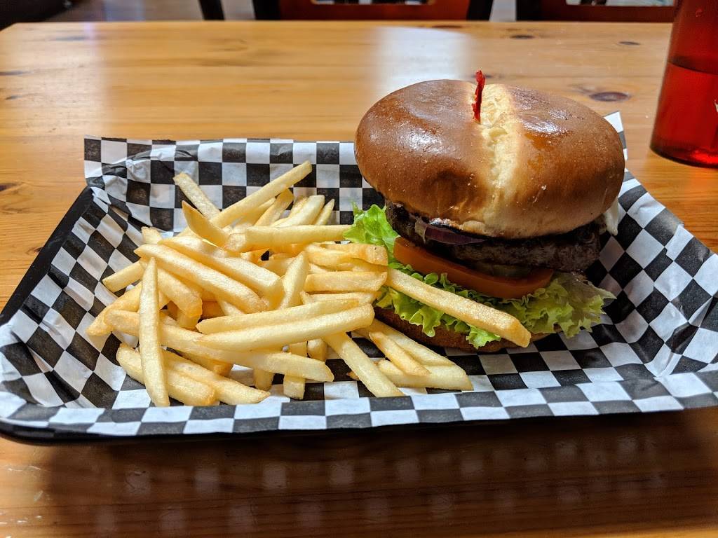 A Burger Place | restaurant | 11601 Harbour Pointe Blvd, Mukilteo, WA 98275, USA | 4254930593 OR +1 425-493-0593