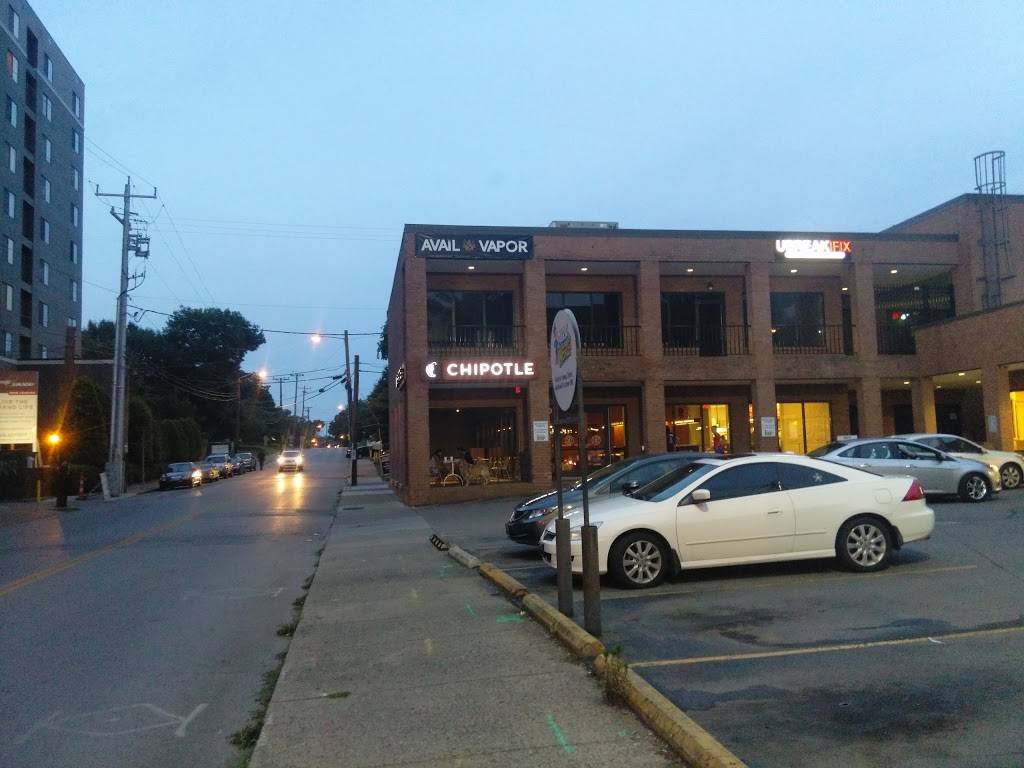 Chipotle Mexican Grill | restaurant | 400 21st Ave S, Nashville, TN 37203, USA | 6157770890 OR +1 615-777-0890