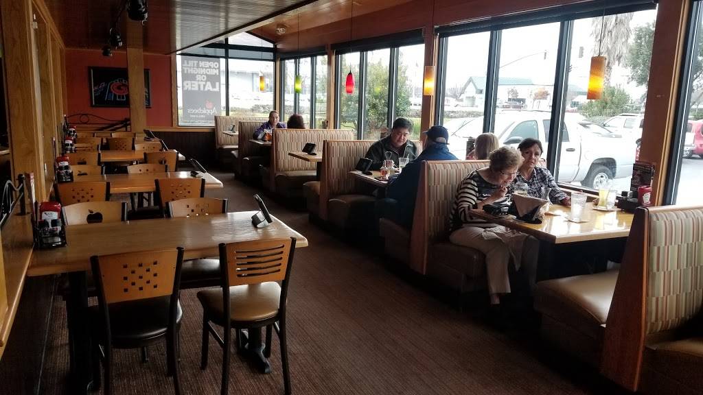 Applebees Grill + Bar | restaurant | 3060 N Naglee Rd, Tracy, CA 95304, USA | 2098340360 OR +1 209-834-0360