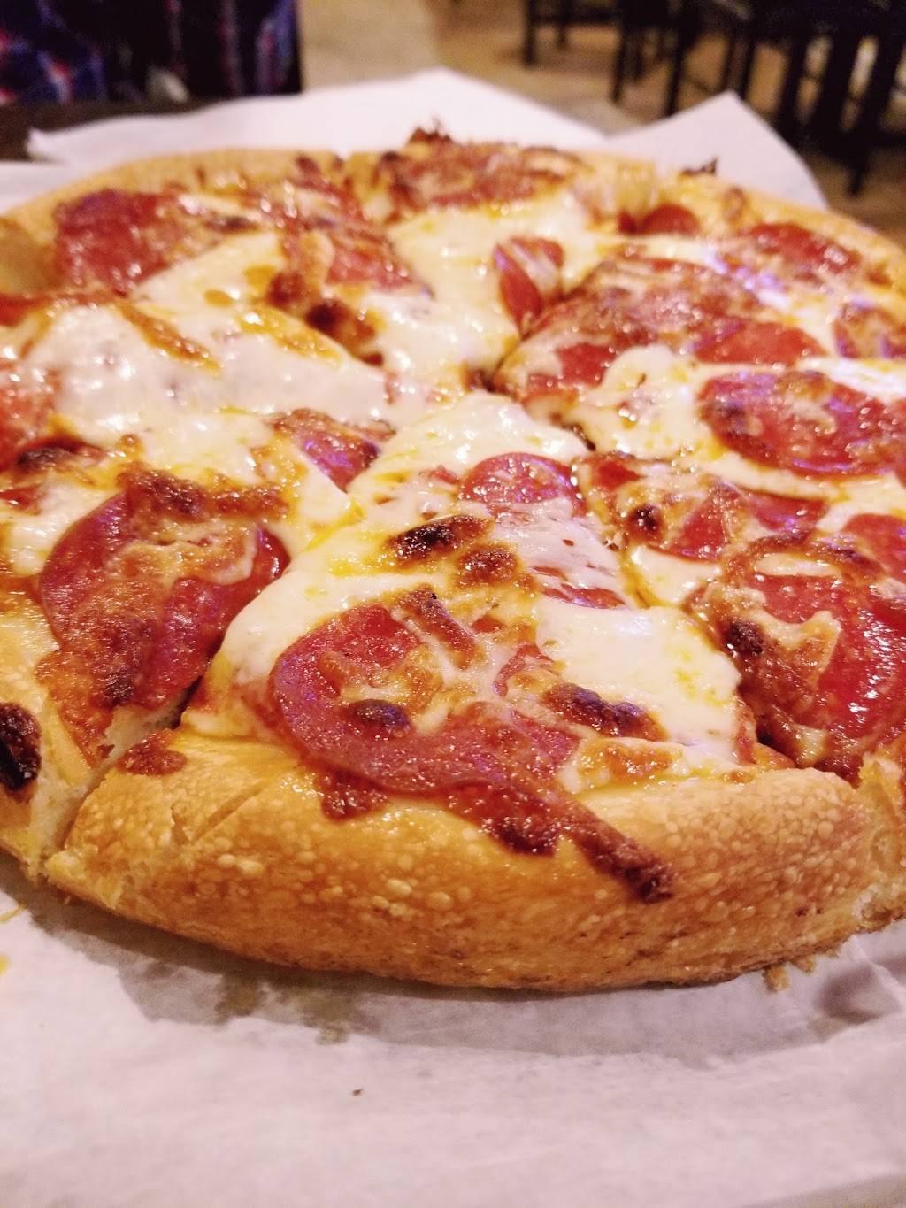 Pizza Palace | restaurant | 1583 Plainfield Pike, Johnston, RI 02919, USA | 4019461600 OR +1 401-946-1600