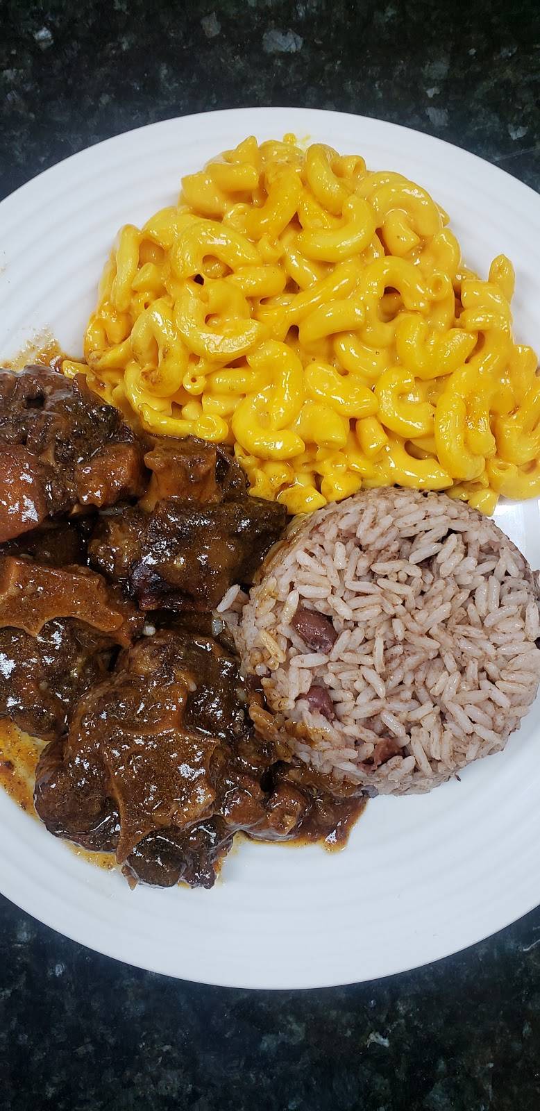 MP Island Café | night club | 6109 E Virginia Beach Blvd, Norfolk, VA 23502, USA | 7574660220 OR +1 757-466-0220