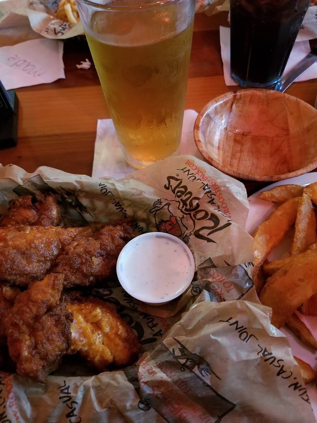 Roosters | restaurant | 16450 Square Dr, Marysville, OH 43040, USA | 9376442772 OR +1 937-644-2772