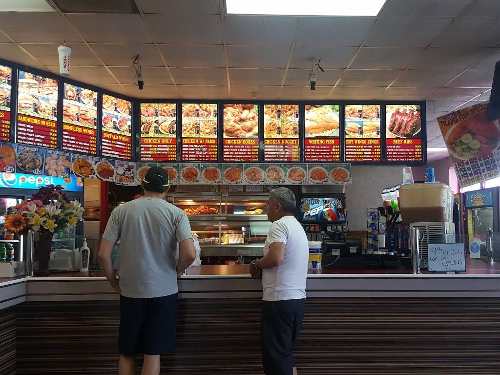 Royal Fried Chicken | restaurant | 270 Dexter St, Pawtucket, RI 02860, USA | 4017224433 OR +1 401-722-4433