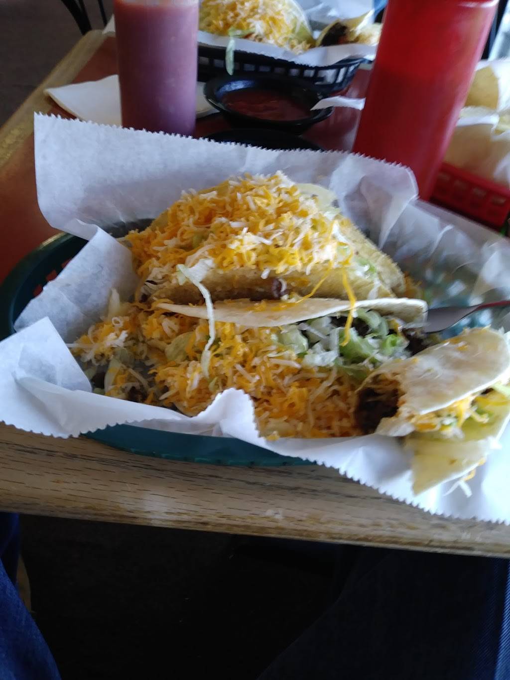 Las Chilis | restaurant | 6210 Raytown Trafficway, Raytown, MO 64133, USA | 8163566330 OR +1 816-356-6330