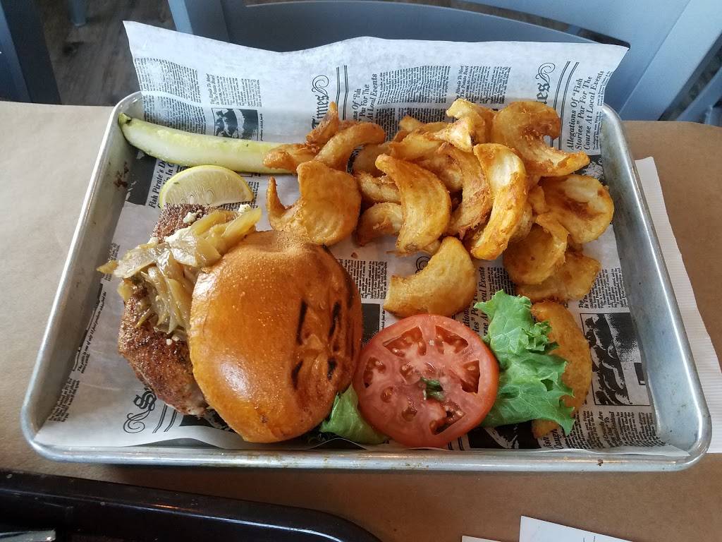 Donnellys Dockside | restaurant | 1050 Deep Creek Ave, Arnold, MD 21012, USA | 4107574045 OR +1 410-757-4045