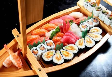 Azumi Sushi | restaurant | 5516 Lawrence Ave E, Scarborough, ON M1C 3B2, Canada | 4162843033 OR +1 416-284-3033