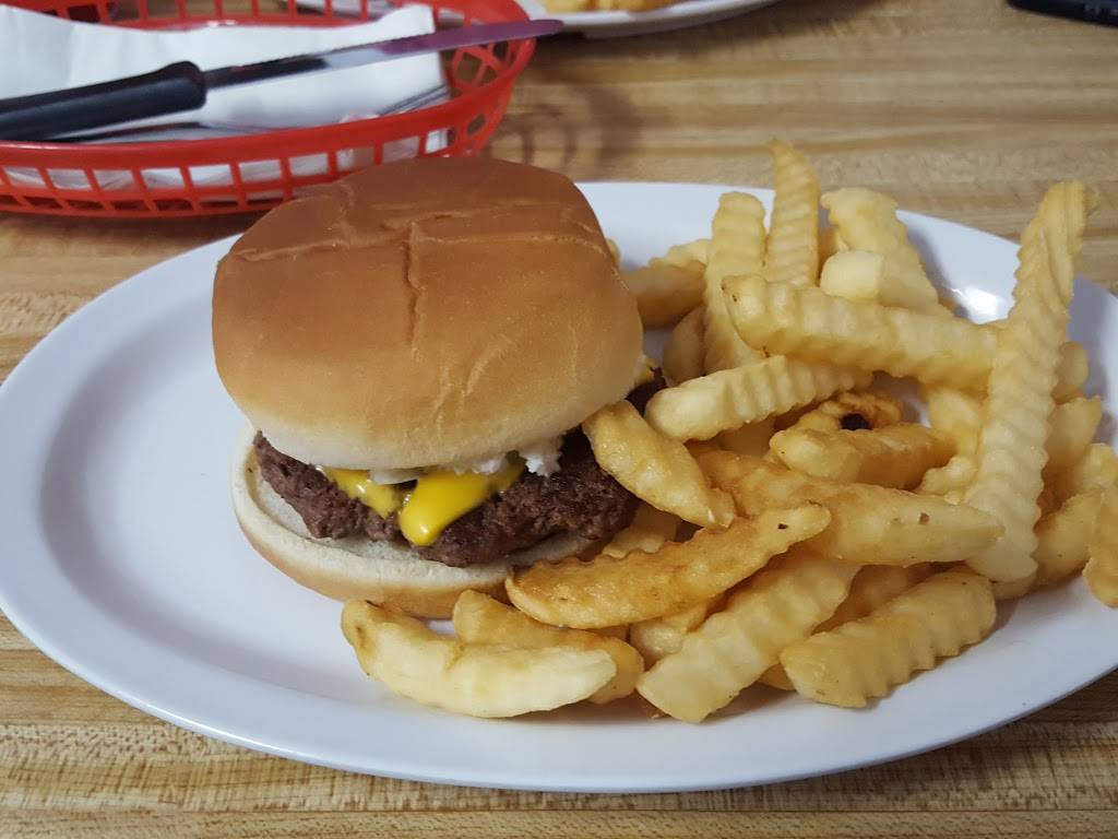 Moravian Falls Grill | restaurant | 2094 Moravian Falls Rd, Moravian Falls, NC 28654, USA | 3368385955 OR +1 336-838-5955