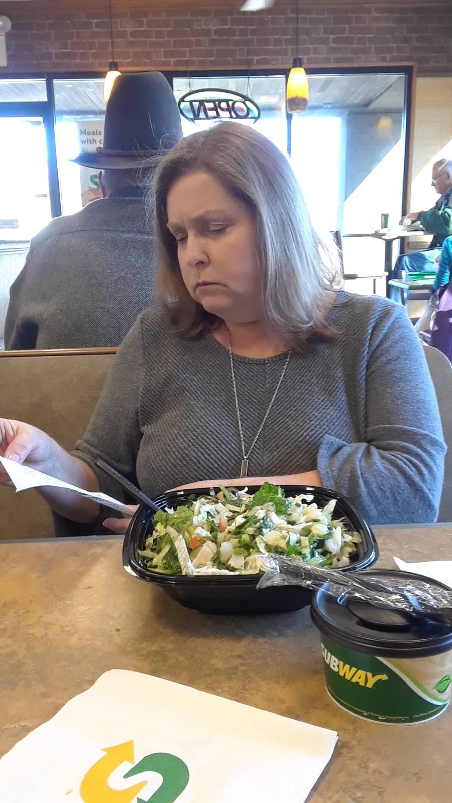 Subway | restaurant | 4 Cunningham Corner, Bella Vista, AR 72714, USA | 4798554822 OR +1 479-855-4822