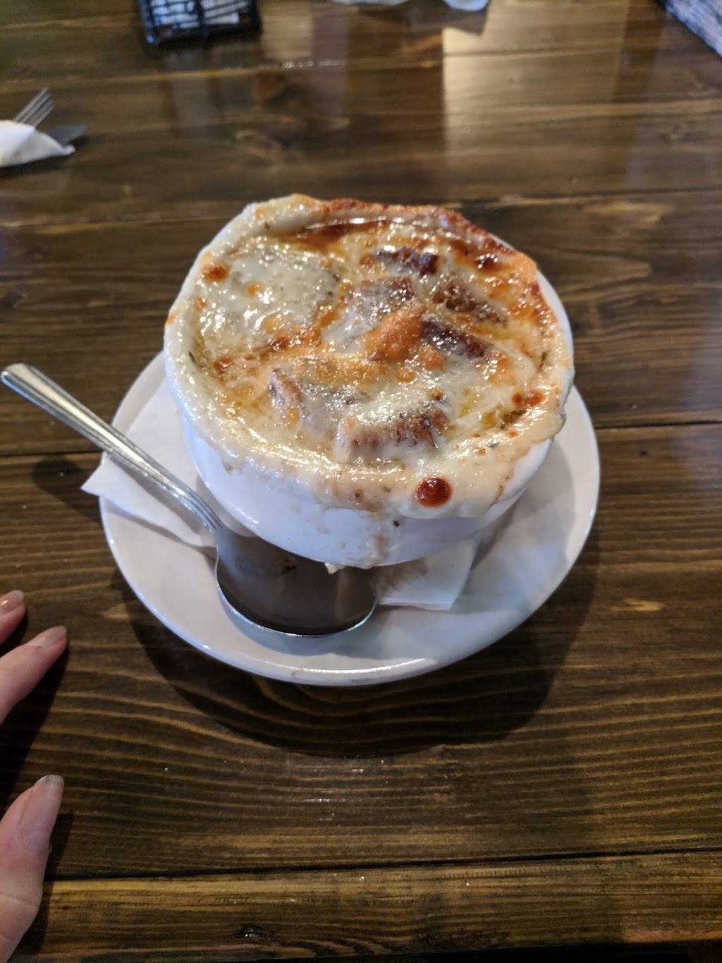 The Hale House | restaurant | 10539 W Forest Home Ave, Hales Corners, WI 53130, USA | 4143779392 OR +1 414-377-9392