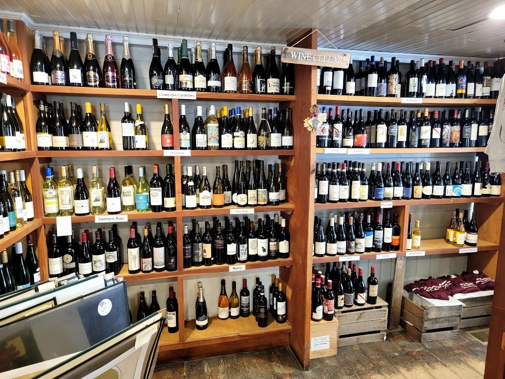 Warren Store | restaurant | 284 Main St, Warren, VT 05674, USA | 8024963864 OR +1 802-496-3864