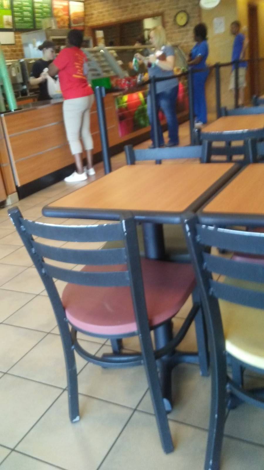 Subway Restaurants | restaurant | 919 W Ward St Suite A, Douglas, GA 31533, USA | 9123931059 OR +1 912-393-1059