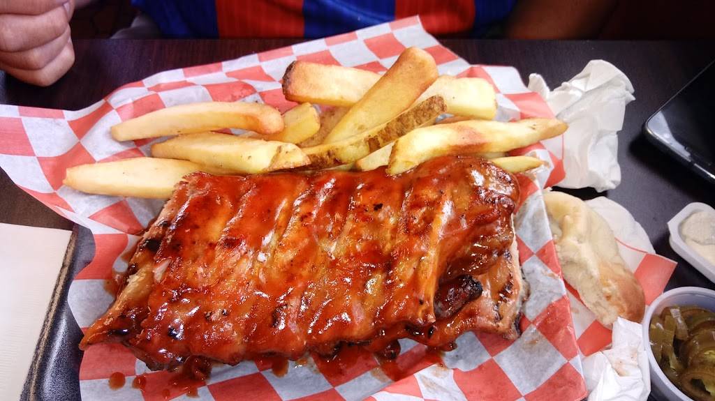 Old Hickory Bar-B-Q Carryout | restaurant | 241 Woodman Dr, Dayton, OH 45431, USA | 9372534065 OR +1 937-253-4065