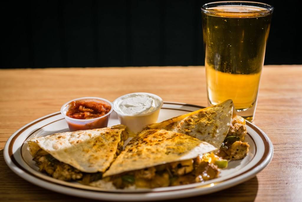 Christiana Pub | night club | 10 W Main St, Newark, DE 19702, USA | 3027319077 OR +1 302-731-9077