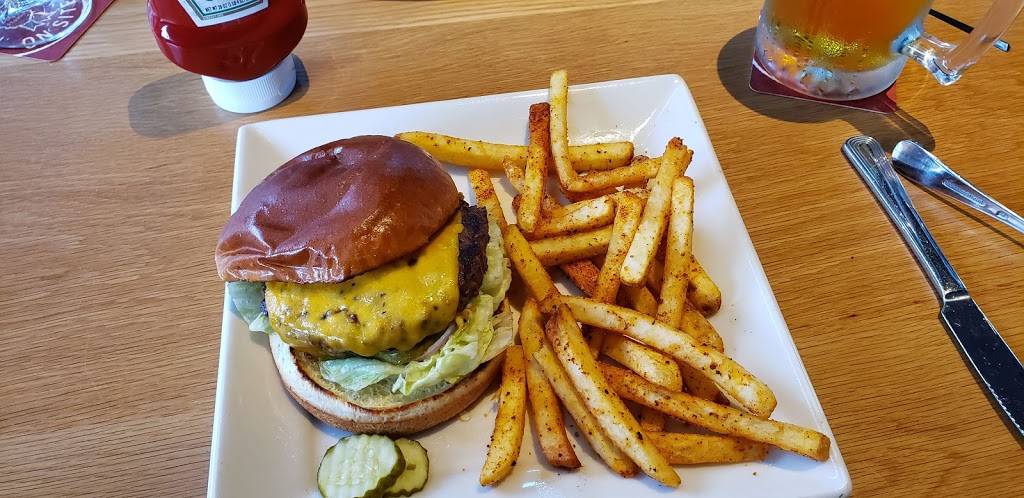 Rock Bottom Restaurant & Brewery | restaurant | 1864 Victory Circle Bldg K, Daytona Beach, FL 32114, USA | 3865168322 OR +1 386-516-8322