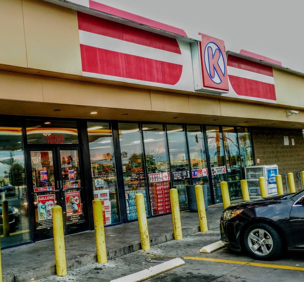 Circle K | meal takeaway | 1953 E Southern Ave, Mesa, AZ 85204, USA | 4805077834 OR +1 480-507-7834