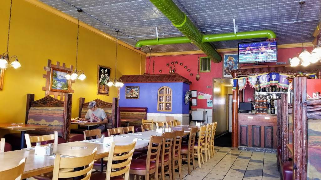 Tres Marias | restaurant | 116 W Main St, Monroe, WA 98272, USA | 3608055660 OR +1 360-805-5660