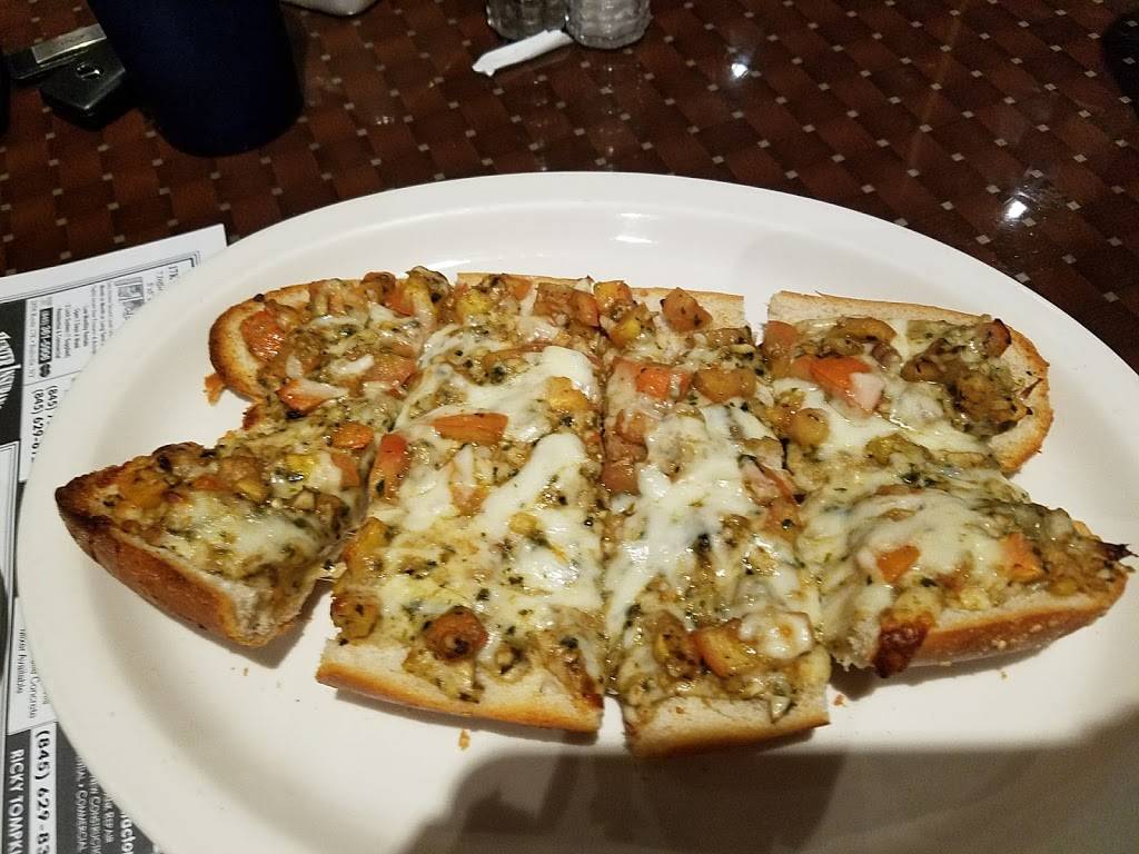 Carmelas Pizza Restaurant | restaurant | 1021 NY-17K, Montgomery, NY 12549, USA | 8454573021 OR +1 845-457-3021