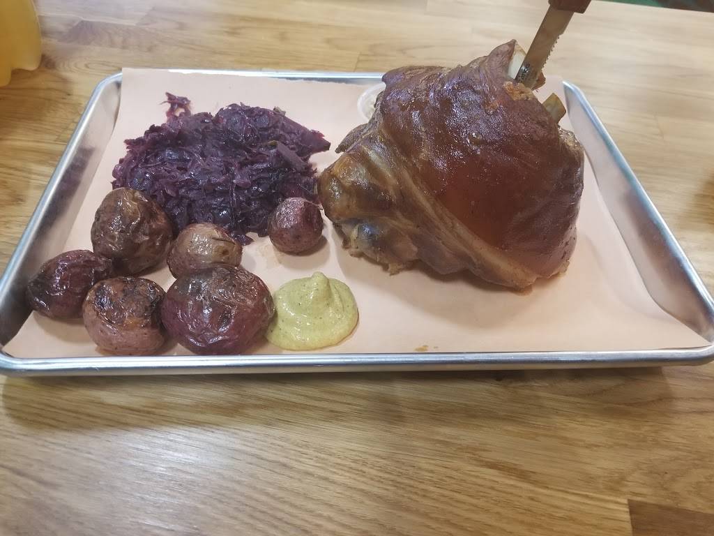 Tap Beer | restaurant | 1781 Sheepshead Bay Rd, Brooklyn, NY 11235, USA | 7188726700 OR +1 718-872-6700