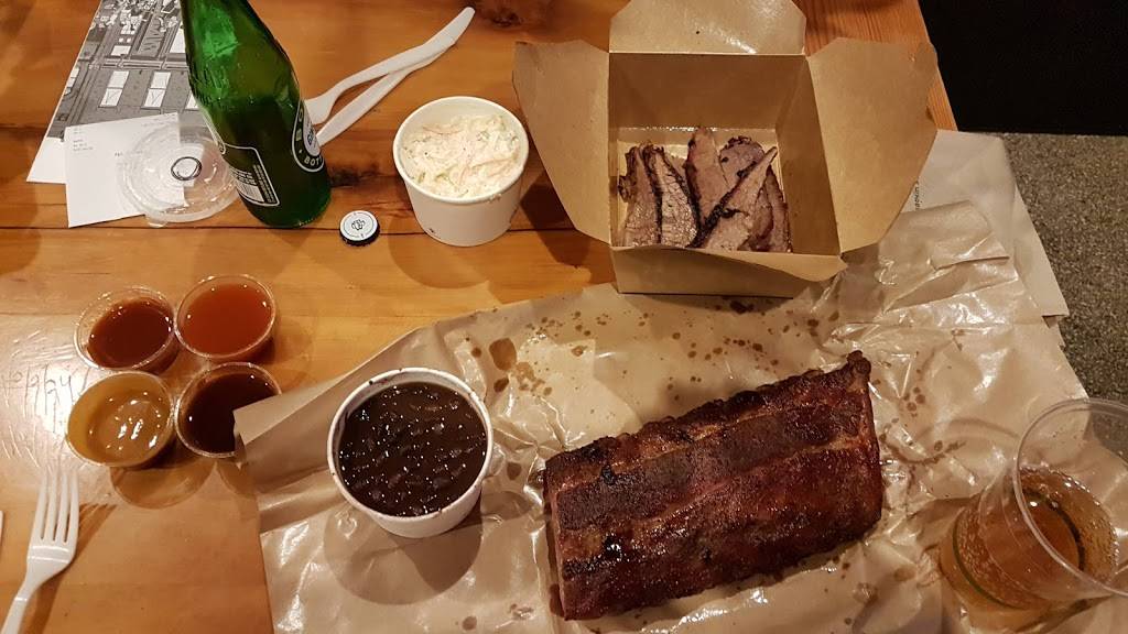 Slows To Go | restaurant | 4107 Cass Ave, Detroit, MI 48201, USA | 3133097560 OR +1 313-309-7560