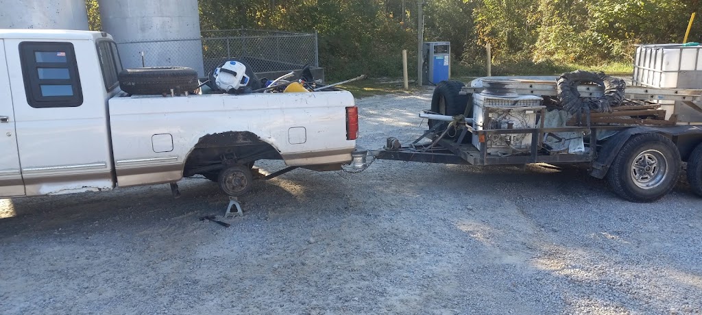 Eaton On The Run LLC. | restaurant | 19019 MO-8, Potosi, MO 63664, USA | 5734388408 OR +1 573-438-8408