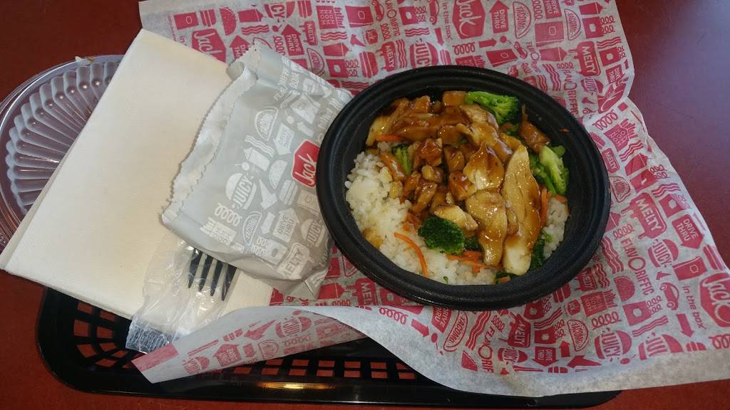 Jack in the Box | restaurant | 20037 Ventura Blvd, Woodland Hills, CA 91364, USA | 8188879339 OR +1 818-887-9339