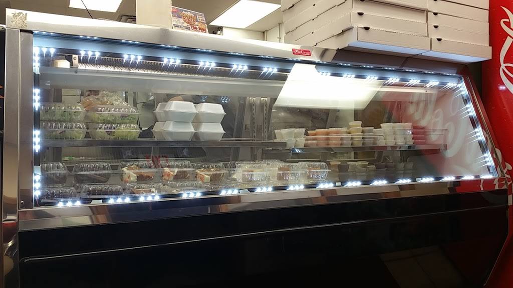 Town Pizza | restaurant | 1040 S Pennsylvania Ave, Lansing, MI 48912, USA | 5177087460 OR +1 517-708-7460