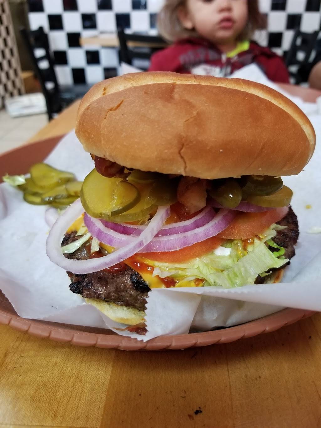 Sliders | restaurant | 1645 W San Carlos St, San Jose, CA 95128, USA | 4082984340 OR +1 408-298-4340