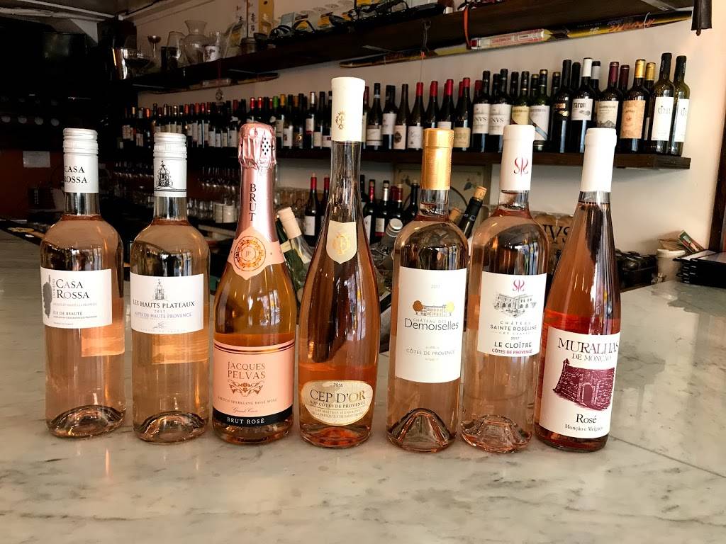 Gomi Korean Wine Bar | restaurant | 186 Avenue A, New York, NY 10009, USA | 6467070707 OR +1 646-707-0707