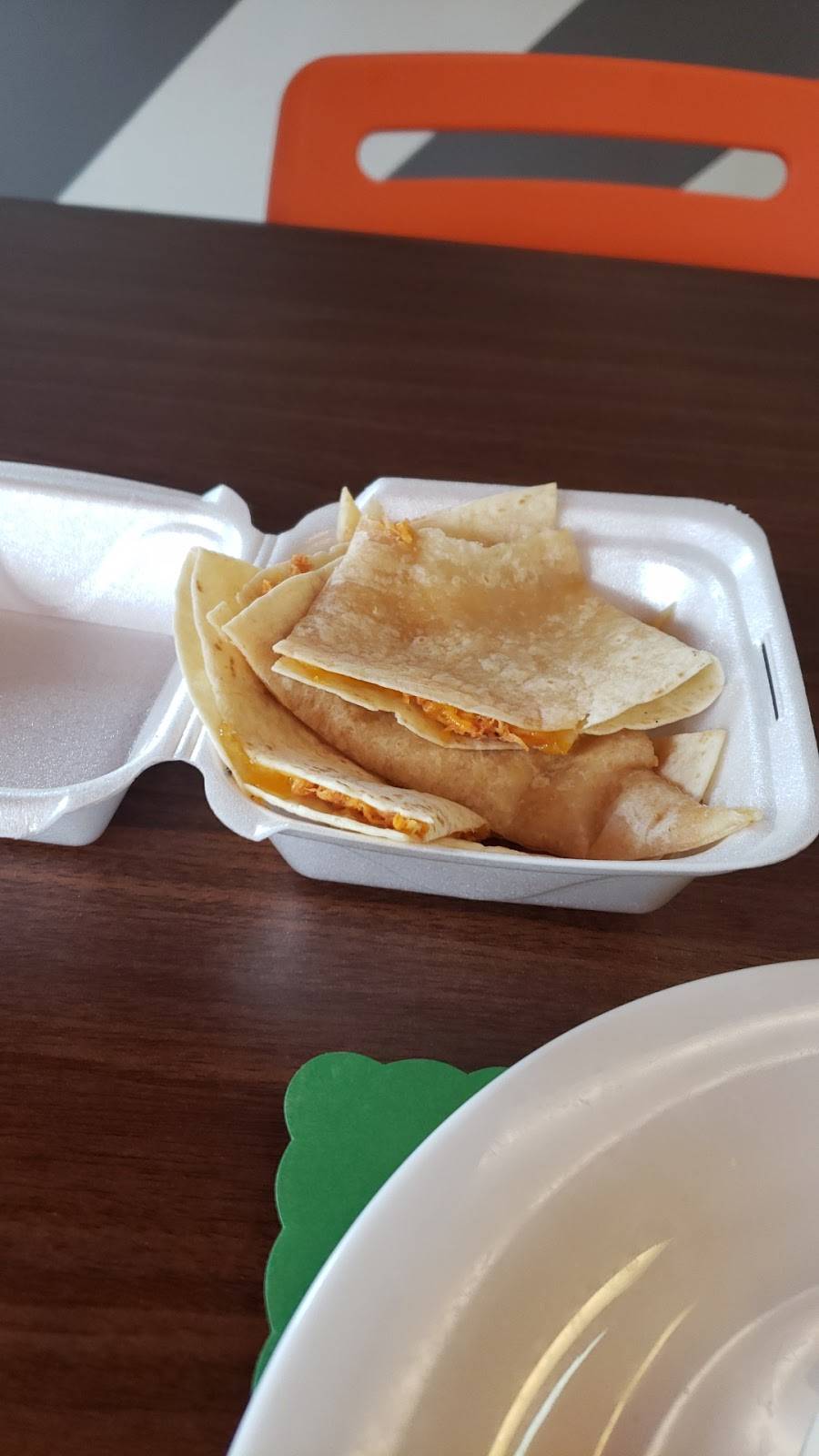 Los Primos Tacos & Grill | restaurant | 5635 Memorial Hwy, Tampa, FL 33615, USA | 8135756600 OR +1 813-575-6600