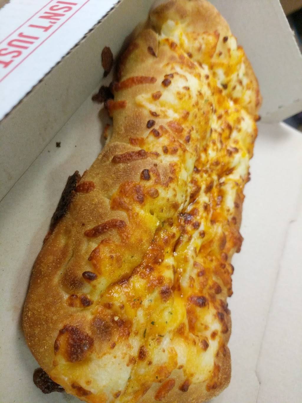 Dominos Pizza | meal delivery | 230 E Glenwood Ave, Smyrna, DE 19977, USA | 3026533333 OR +1 302-653-3333